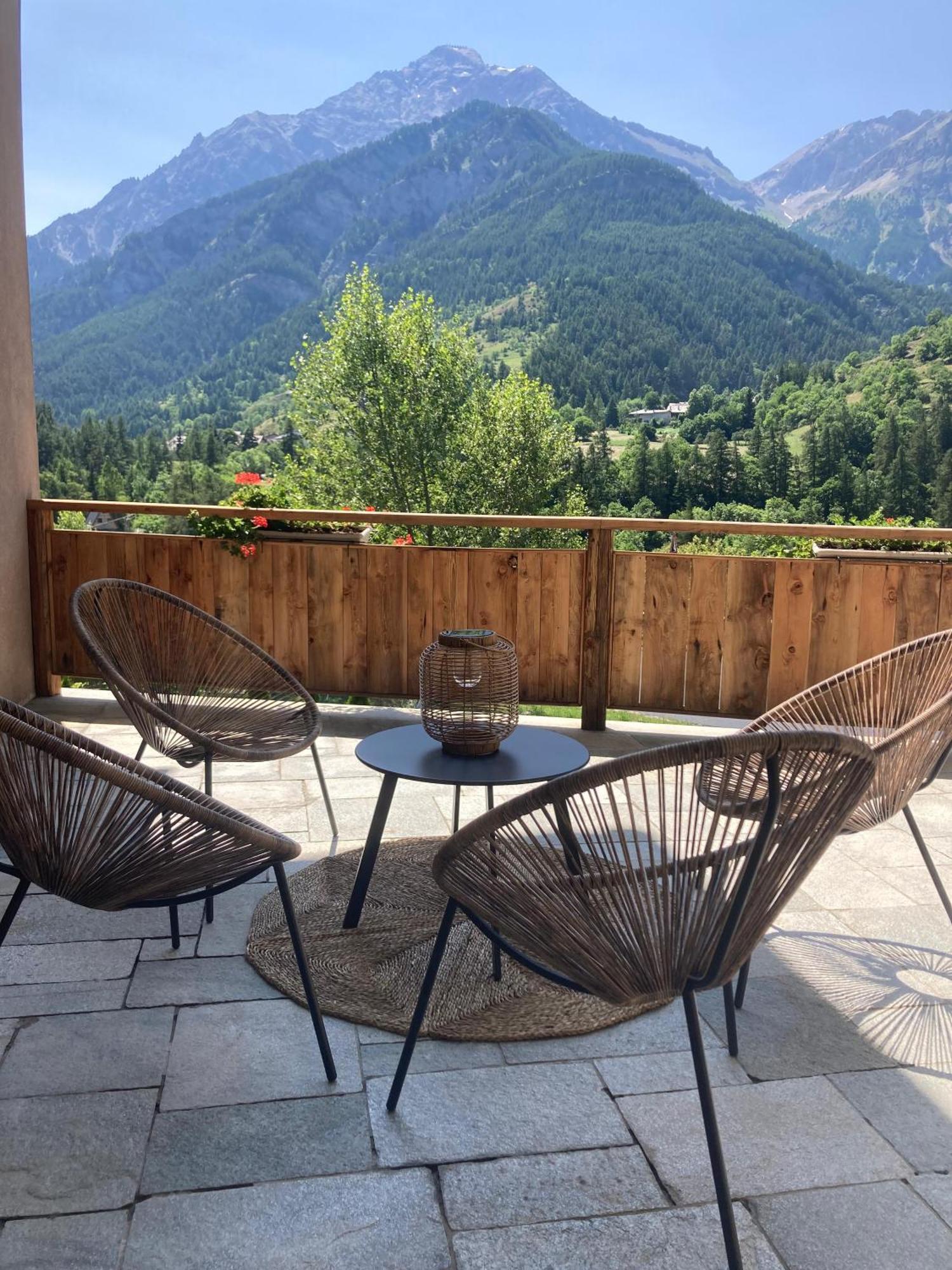 Grande Cote Room And Breakfast Cesana Torinese Exterior photo