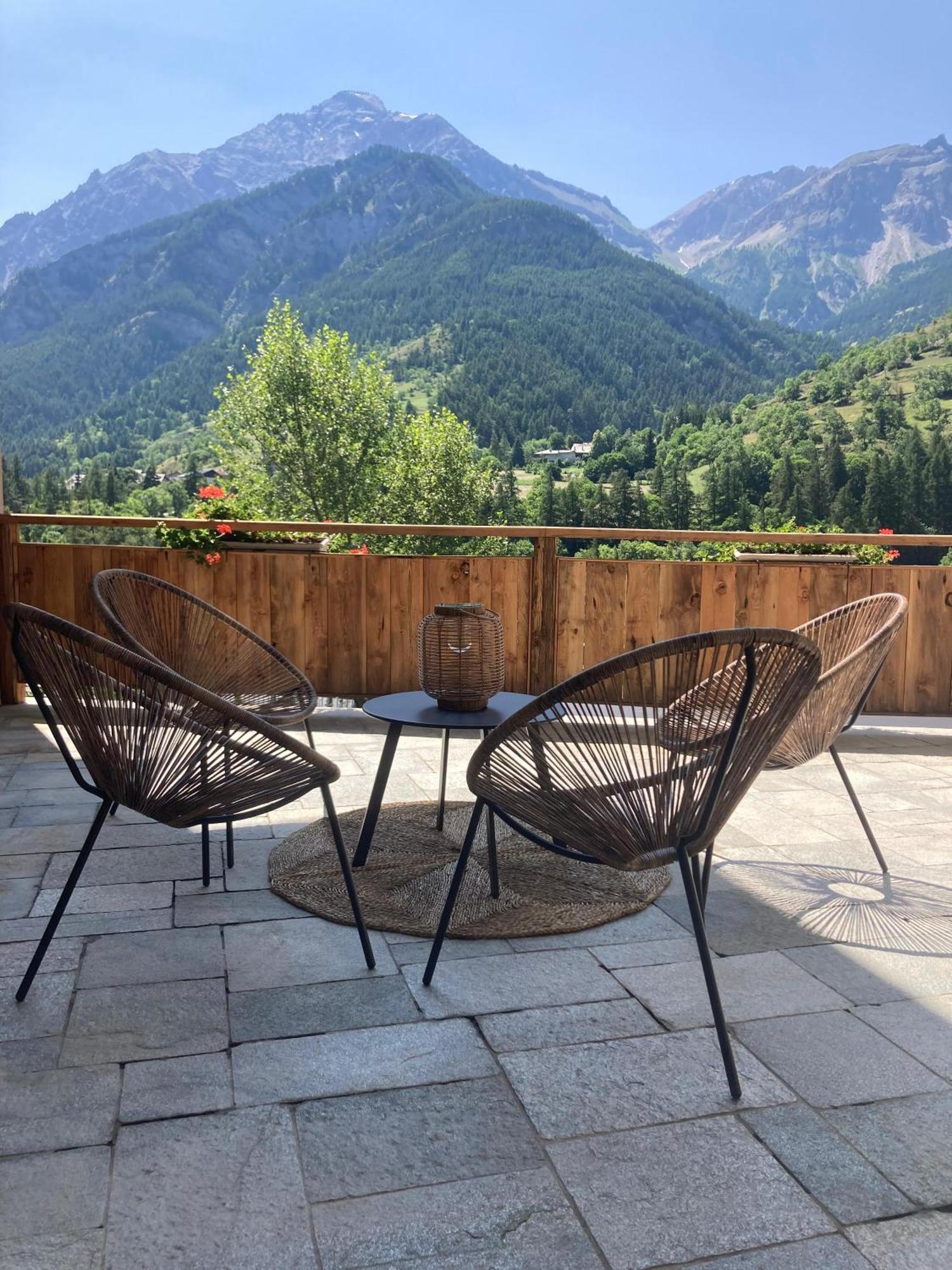 Grande Cote Room And Breakfast Cesana Torinese Exterior photo